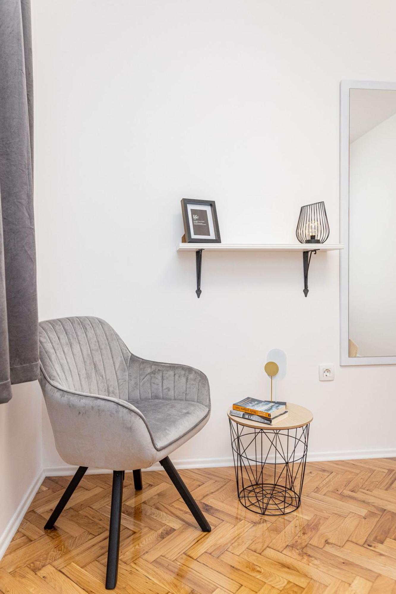 Apartments Veronika โตรกีร์ ภายนอก รูปภาพ